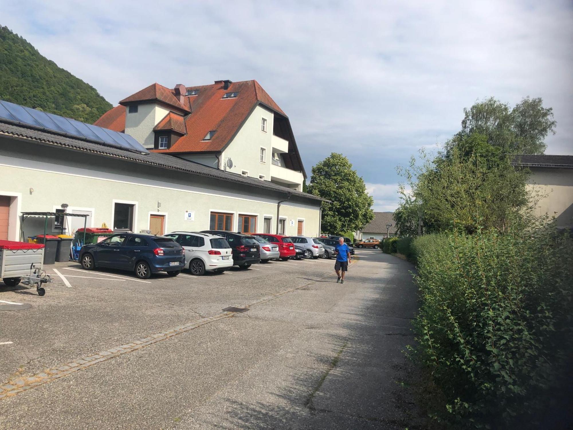 Hotel Goldenes Schiff Engelhartszell Exteriör bild